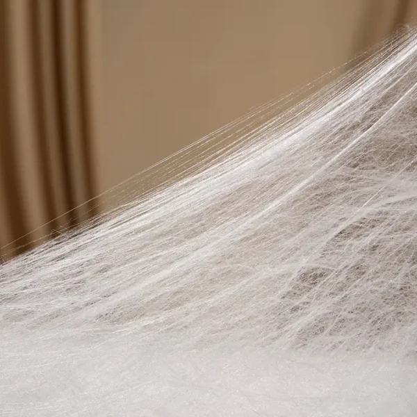 Silk Suen duvet, whether it is for summer, spring/fall or winter, is filled with premium mulberry silk filament.
