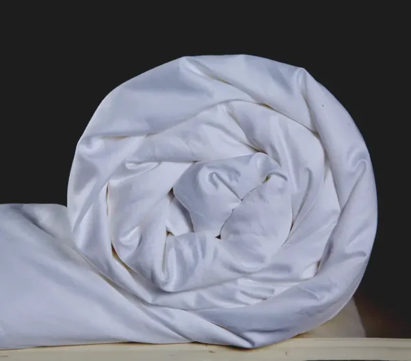Silk Suen cotton covered mulberry silk duvet